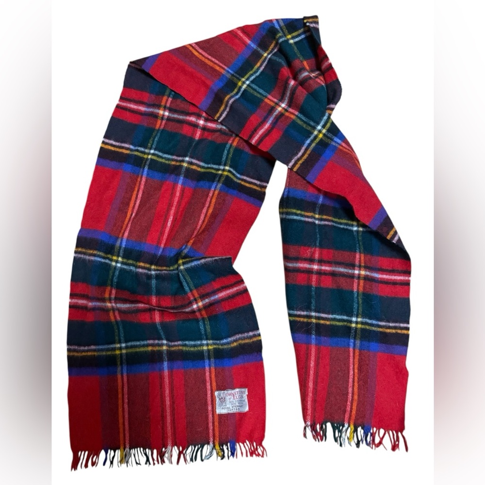 Johnstons of Elgin Classic Red Tartan Scarf